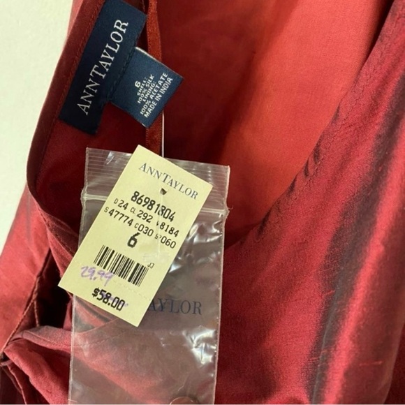 SOLD Silk Ann Taylor Silk open back Halter Top, NWT 6, Rich Burgundy - Picture 3 of 4